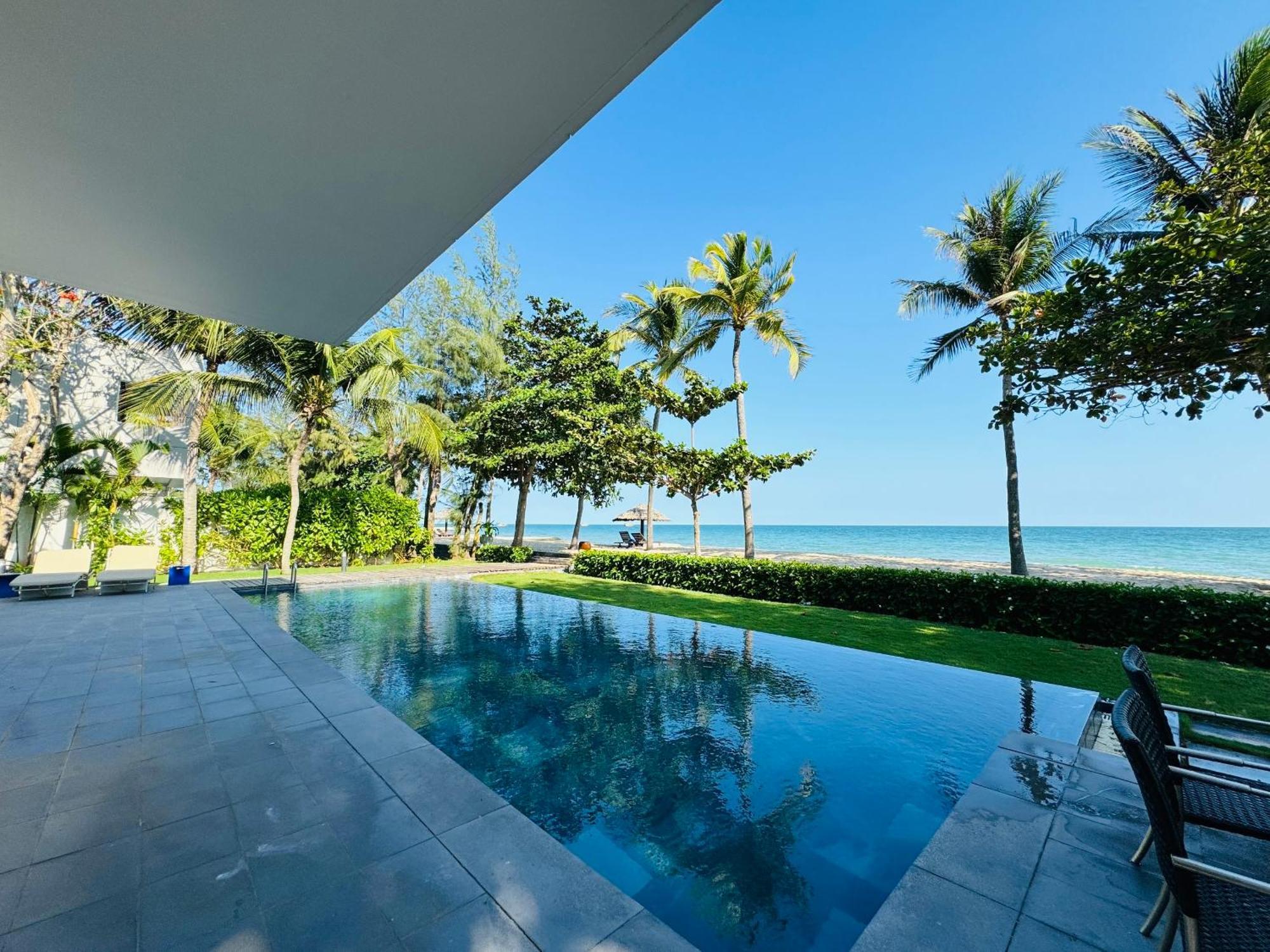 Premium Beachfront Villa 5 Bedrooms 1000M2 Sanctuary Ho Tram Resort Ll Bbq Exterior photo