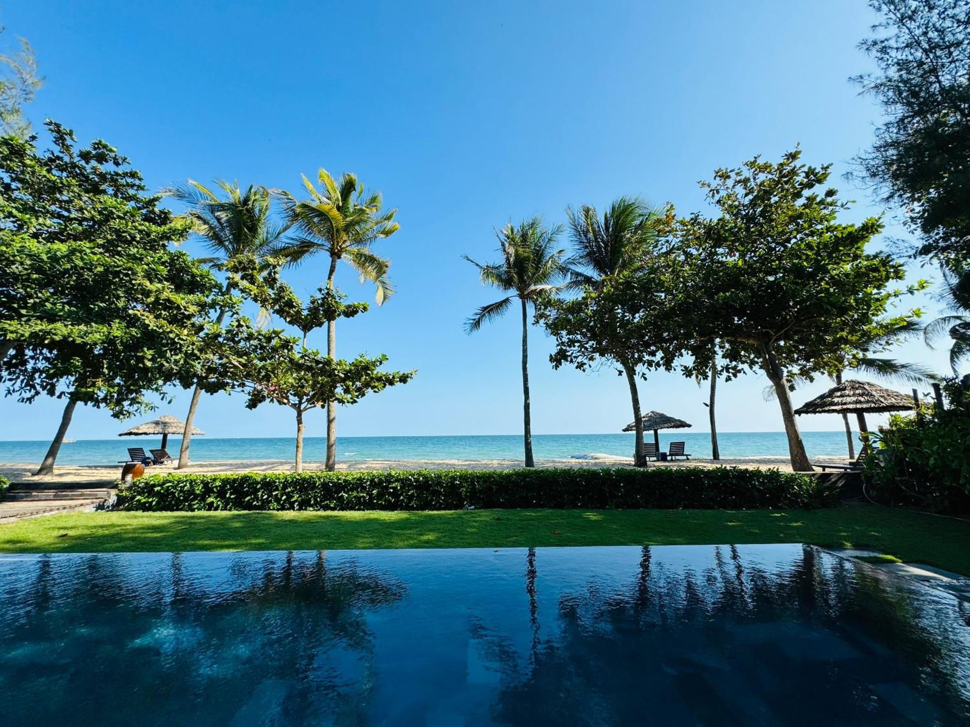 Premium Beachfront Villa 5 Bedrooms 1000M2 Sanctuary Ho Tram Resort Ll Bbq Exterior photo